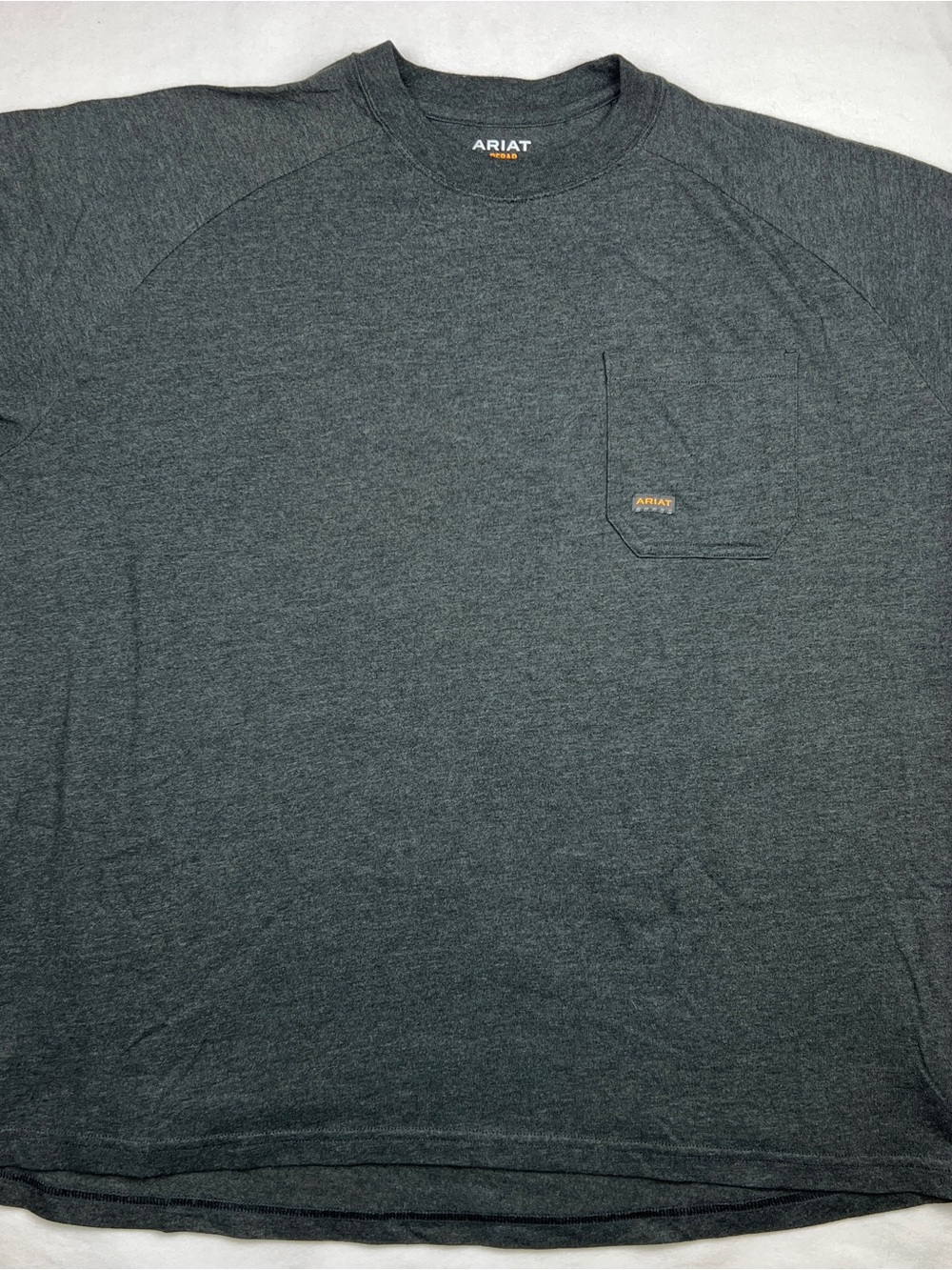 Ariat Men's Charcoal Heather Long Sleeve Pocket Tee